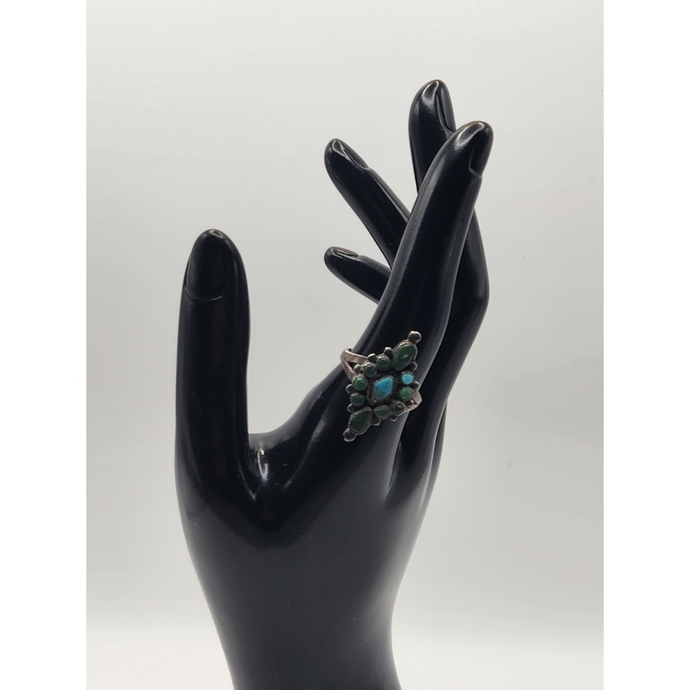 Navajo Zuni Sterling Silver Needlepoint Turquoise Ring Size 8.5